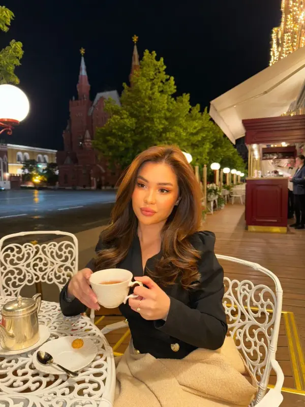 Ди — индивидуалка Москва