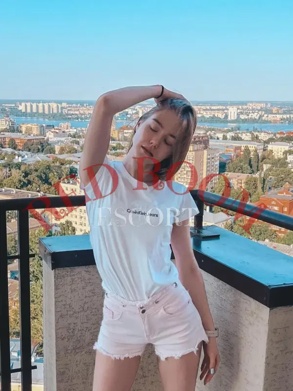 Алекса — эскорт Москва