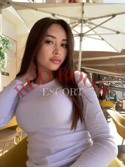 Лола — эскорт Краснодар