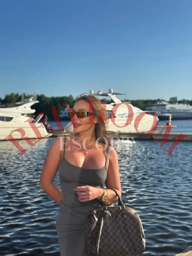 Джули — эскорт Москва