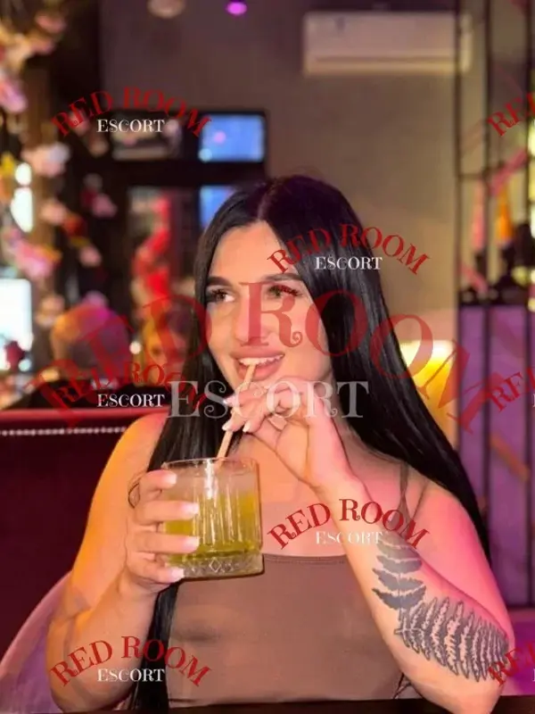 Ясмин — эскорт Москва