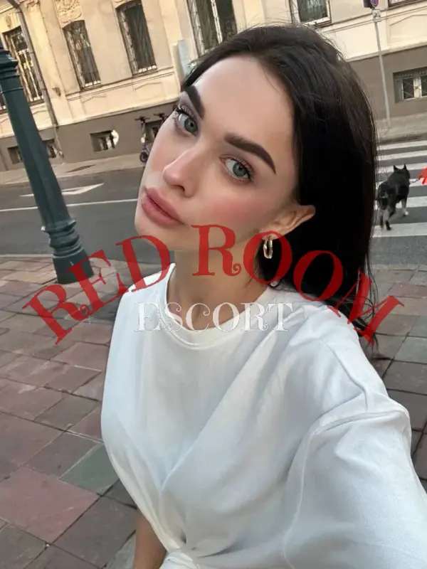 Арина — проститутка Москва