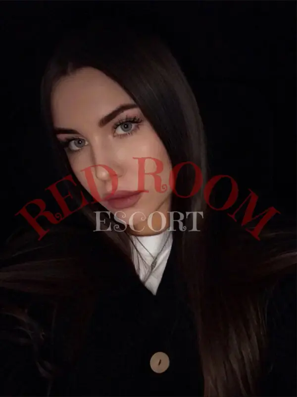 Виктория — возраст 24, рост 168