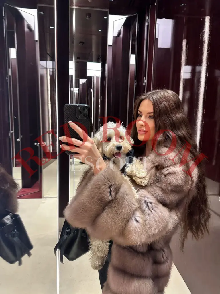 Рокси — эскорт Москва