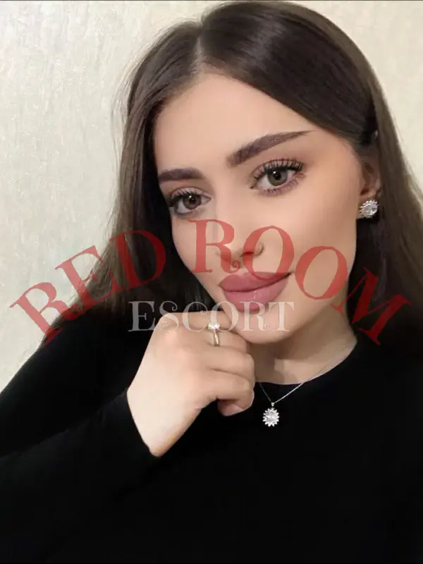 Юля — индивидуалка Москва