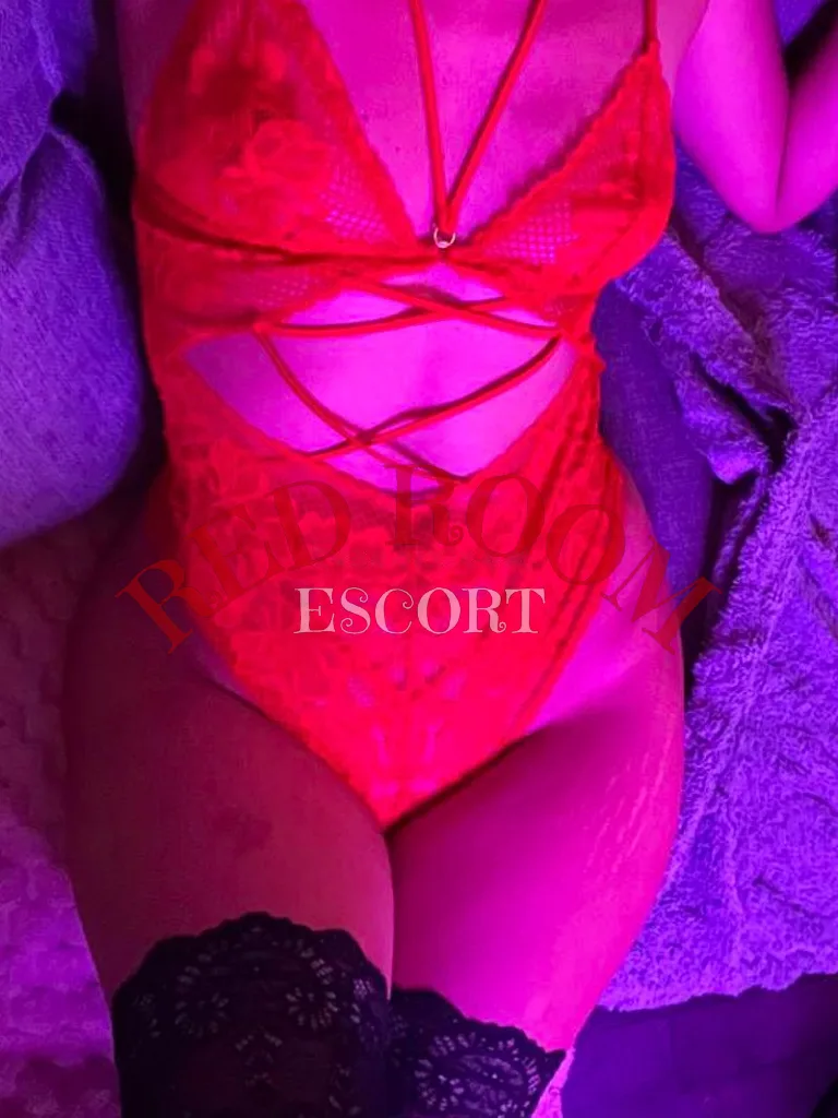 Эвелина — эскорт Воронеж