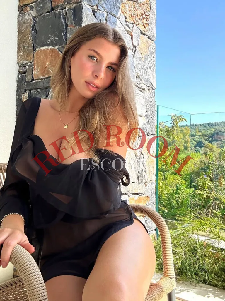 Алина — индивидуалка Челябинск