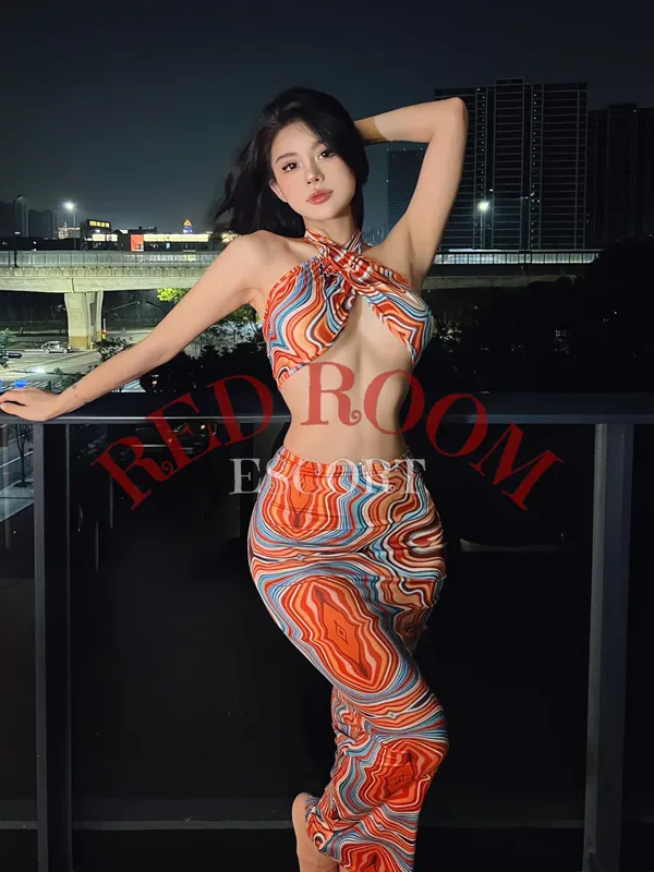 Кира — возраст 25, рост 162