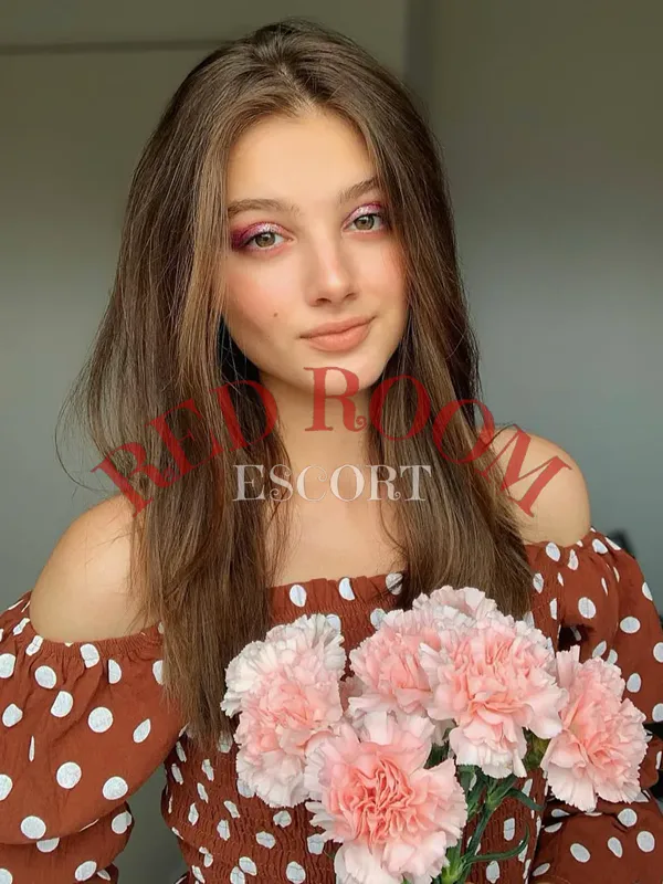 Аделина — эскорт Волгоград
