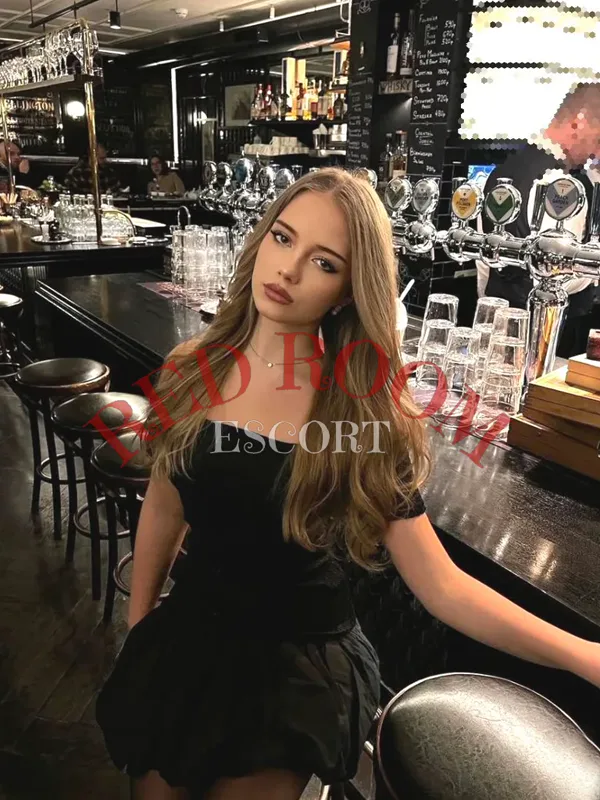 Арина — индивидуалка Омск