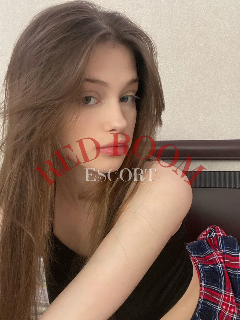 Лана — эскорт Волгоград